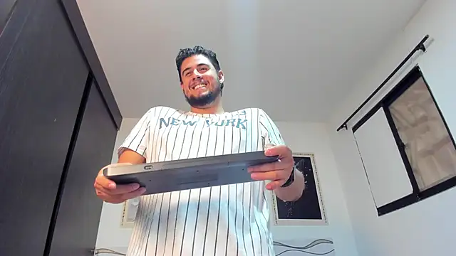 ryan_evannss_ - Ryan_evannss_'s free webcam - UK Sex Cams