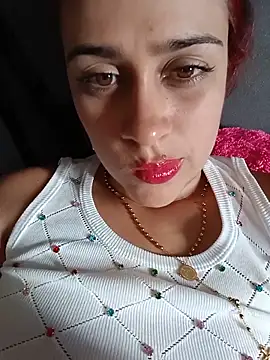 MariBelle1 live cam on StripChat