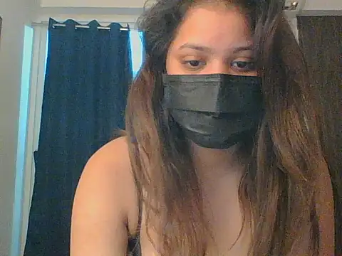 luvruhi webcam