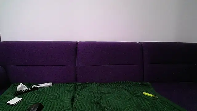 Julianna68 webcam