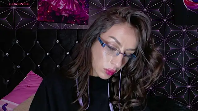 Miis_Beella webcam