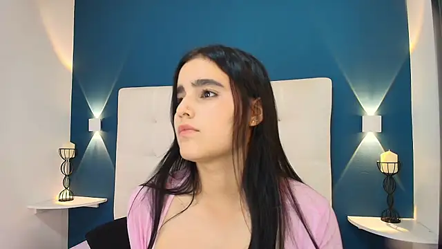 MiaaCarter_ webcam