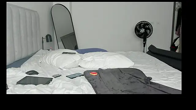 DerkAndValentina webcam