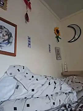 Karengenesisx webcam