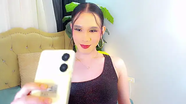 LexiLoreOnTop live cam on StripChat