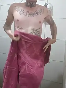 DanielMagains webcam