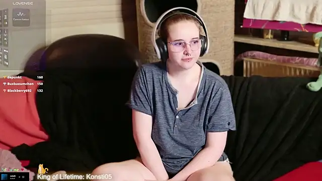 GamerGirl_Eve webcam