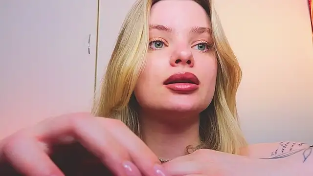 hottie_jane - Hottie_Jane's free webcam - UK Sex Cams