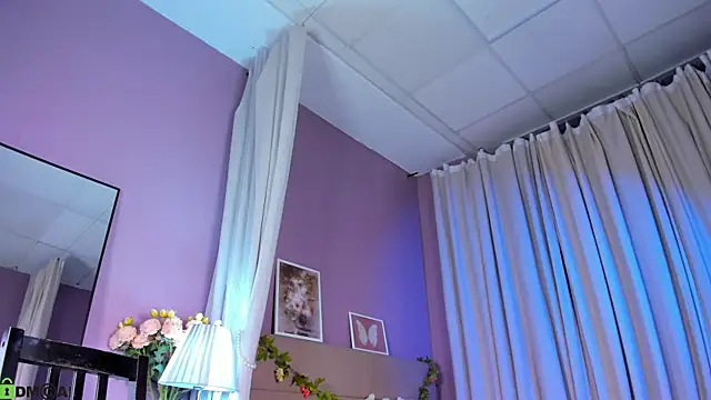 dearly_emily - Dearly_Emily's free webcam - UK Sex Cams