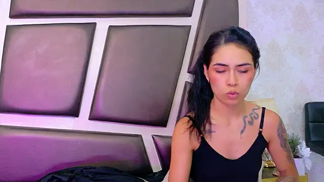 nicoleesposito - NicoleEsposito's free webcam - UK Sex Cams