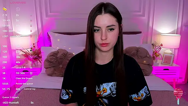ElzaJons live cam on StripChat