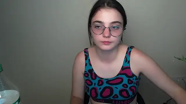 sun_shine__ - Sun_Shine__'s free webcam - UK Sex Cams