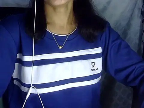 Shazi_1 live cam on StripChat