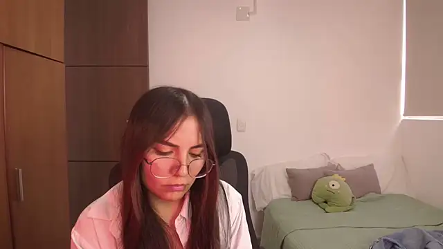 abbyyandmaxx live cam on StripChat