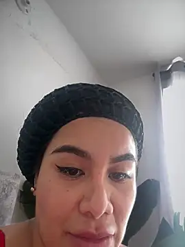 issane_peru - Issane_Peru's free webcam - UK Sex Cams