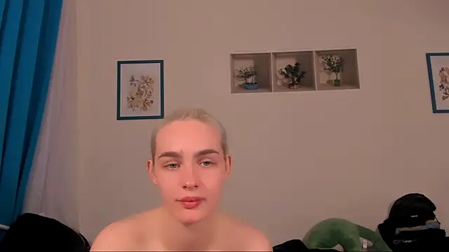 OliviaKisss webcam