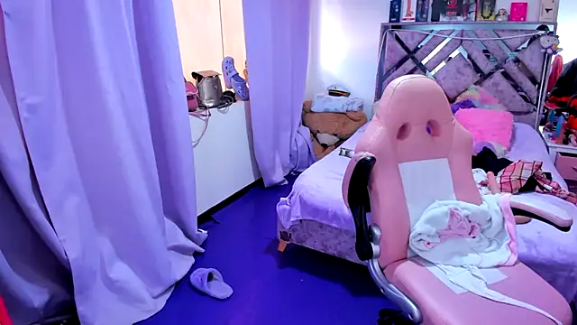 Luna_Analya webcam