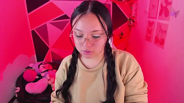 little_emma0 webcam