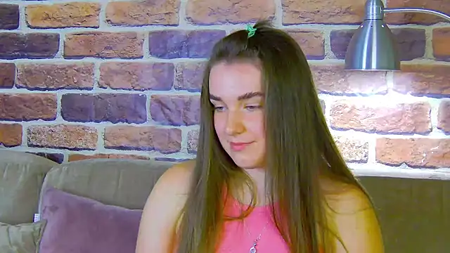 Sofia_Hugs webcam