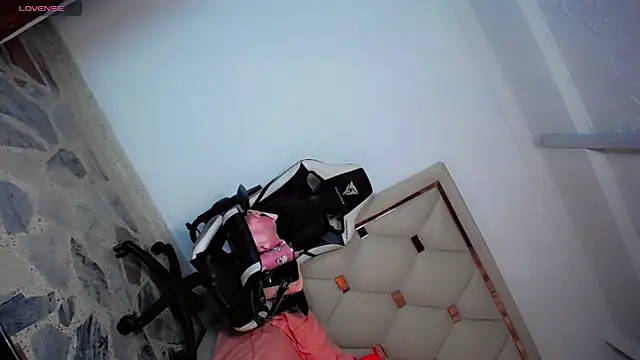 Watch Sophiaa_doll_ live on EroticFlix - High definition streams