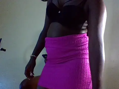 roziebeauty's live room