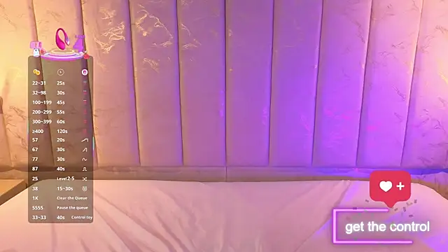 JulieDeep live cam on StripChat