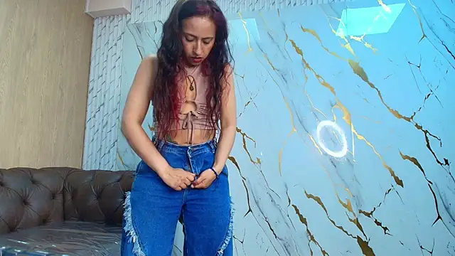 lola_roses_tf - Lola_roses_tf's free webcam - UK Sex Cams