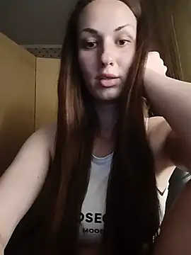 LunaCrystall live cam on StripChat