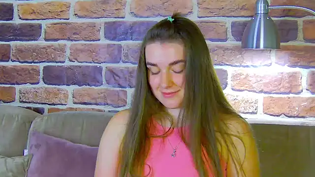 Sofia_Hugs webcam