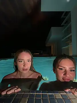 Watch EvieEvans live on EroticFlix - High definition streams