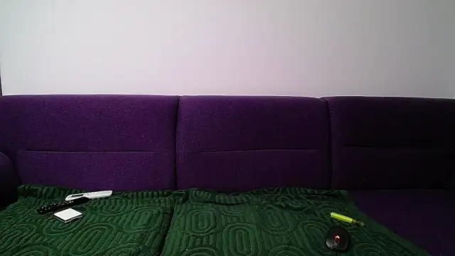 Julianna68 webcam