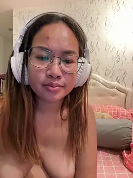 Ponthip webcam