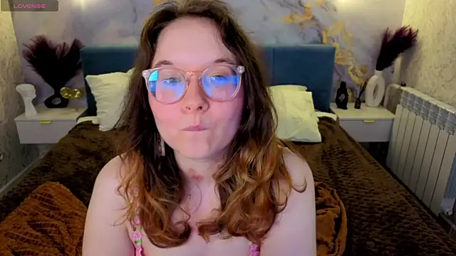 Watch Aleks-casterrr live on EroticFlix - High definition streams