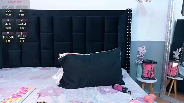 EbonyCoWorker webcam
