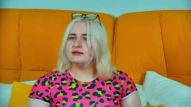 LioraArdyn live cam