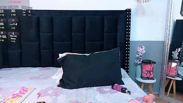 EbonyCoWorker webcam