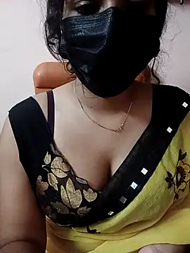 Sunitha28 live cam on StripChat