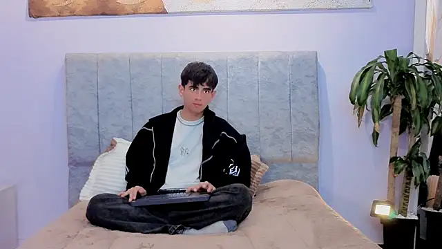 demian_hot99 webcam