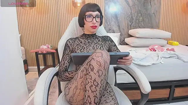 mary_spencer webcam