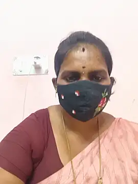 CuteTamizhachi live cam on StripChat
