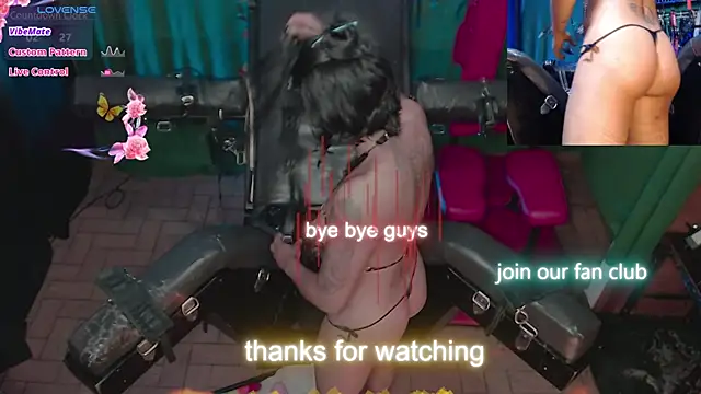 kenllyhot_and_valeriahell webcam