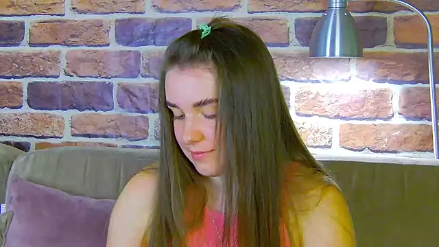 Sofia_Hugs webcam