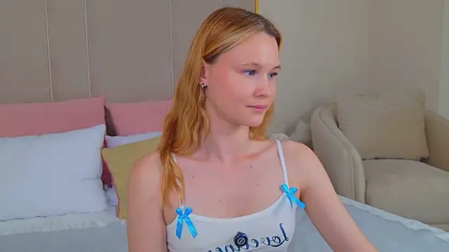 AmeliRoyse live cam on StripChat