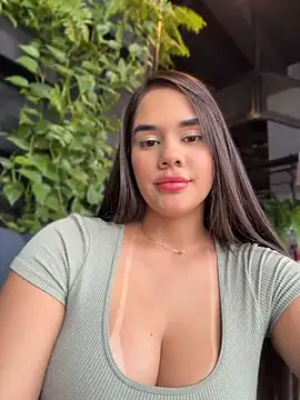 BellaLeclair live sex cam