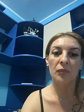 Hot-Milf4U webcam