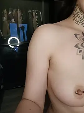 Porcellina181 - Female Stripchat model