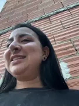 Abril_Luv webcam