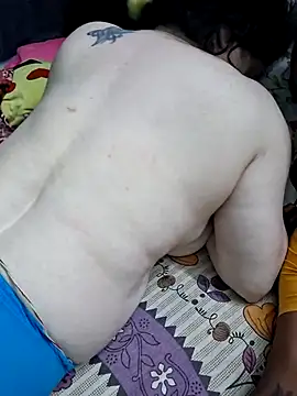 Indian_Coupl3 webcam