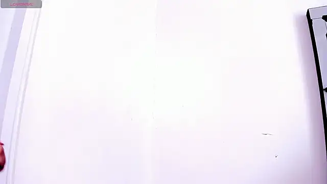 Anniewine_ webcam