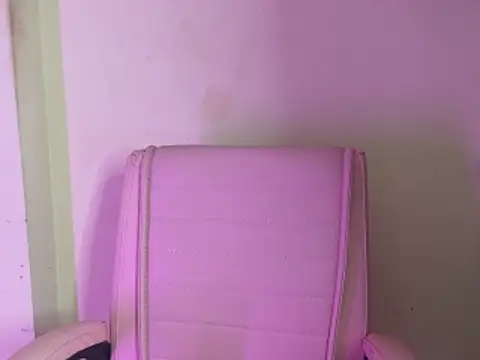 Its_cherry_magic webcam